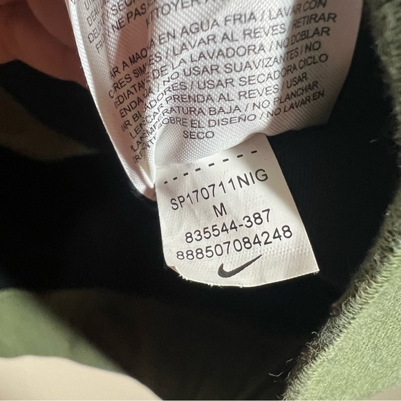 Nike Tech NSW Women’s Fleece Destroyer Zip Up Jacket Green Size Medium - Picture 12 of 12